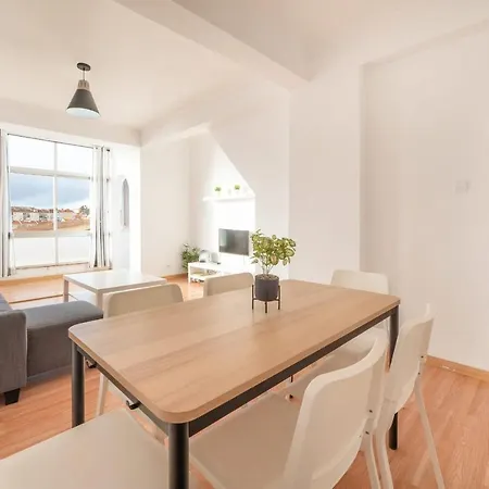 Guestready - Bright Flat Near Rio De Mouro Station Apartment Lisbon