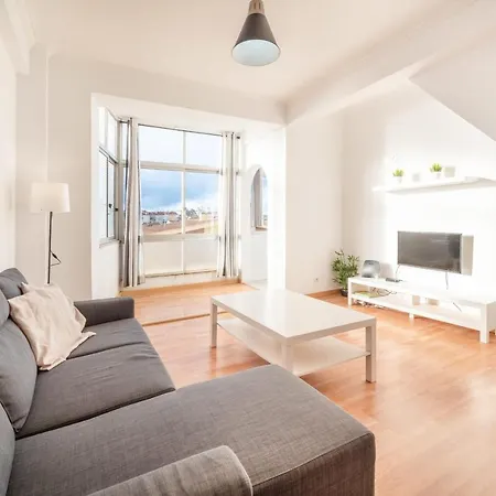 Guestready - Bright Flat Near Rio De Mouro Station Apartment *