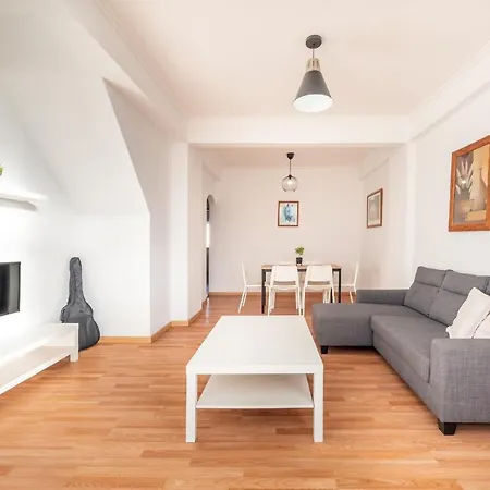 Guestready - Bright Flat Near Rio De Mouro Station Apartment *